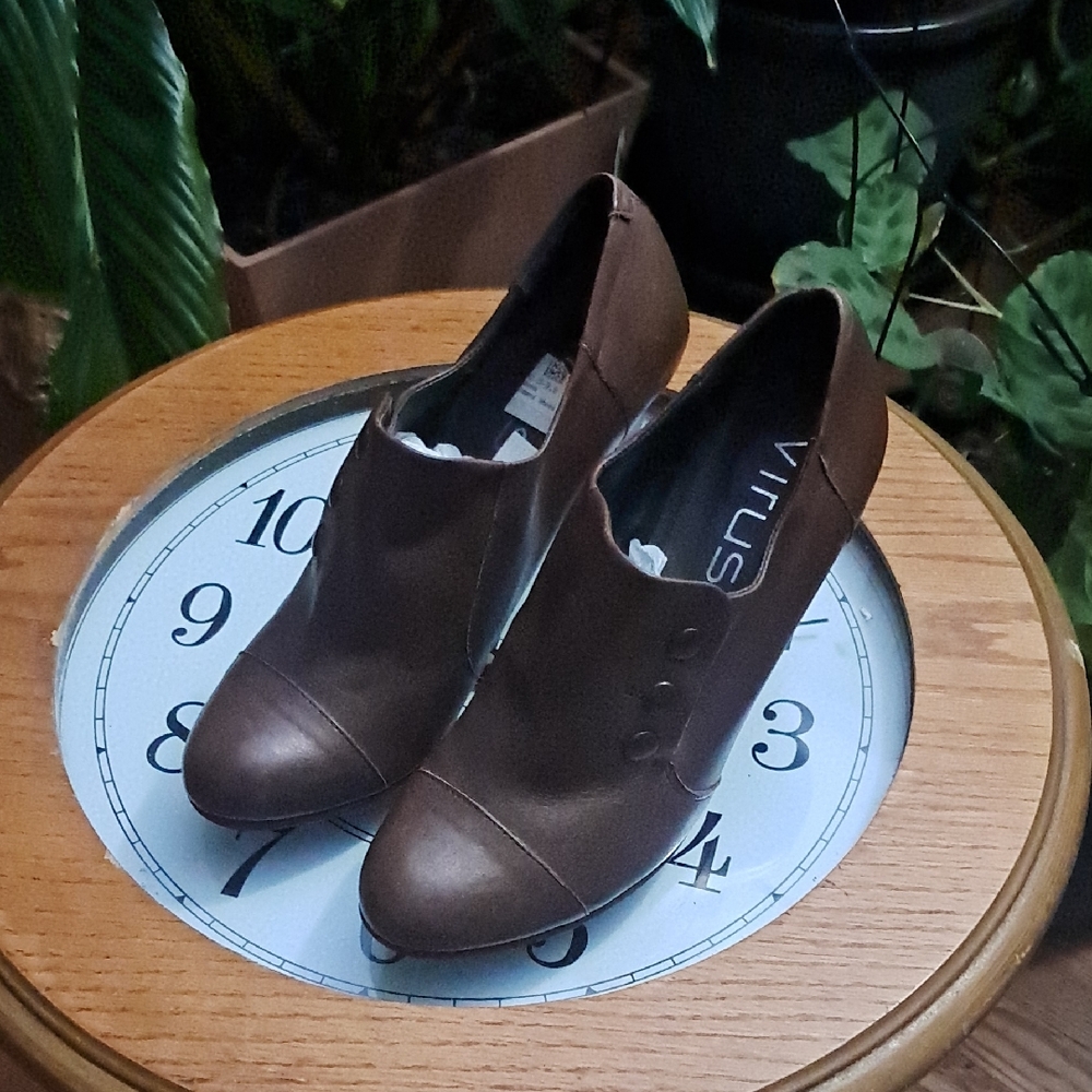 Brown Women's Shoes